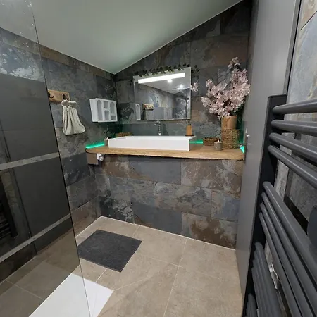 Maison Insolite Avec Privatif * Monbalen