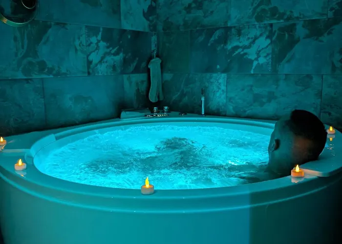 Maison Insolite Avec Privatif *